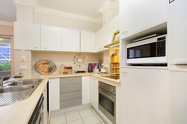 28 Belgrave Road, Indooroopilly QLD 4068, Indooroopilly - Thumbnail 2