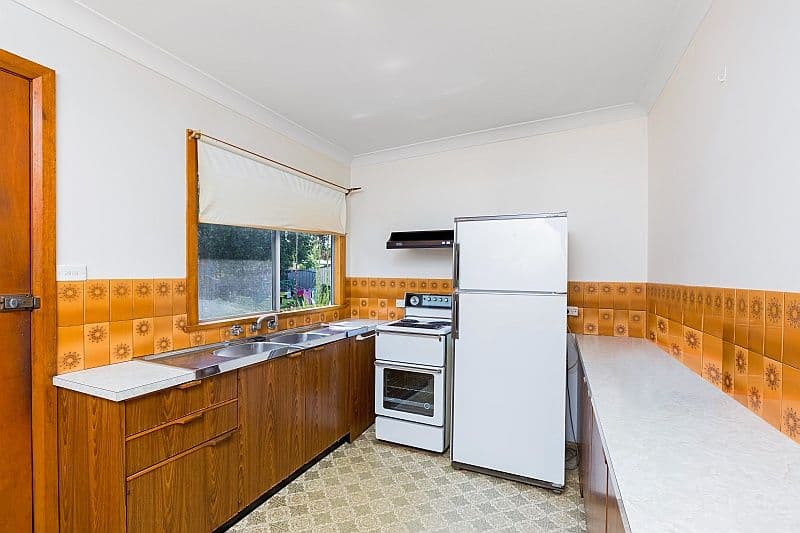 2 Grevillea Crescent, BERKELEY VALE NSW 2261, Berkeley Vale - Thumbnail 5