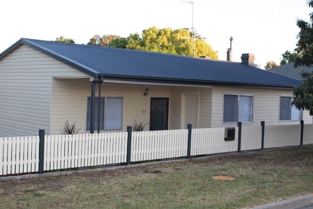 57 Fitzroy Avenue, COWRA NSW 2794, Cowra - Image 1