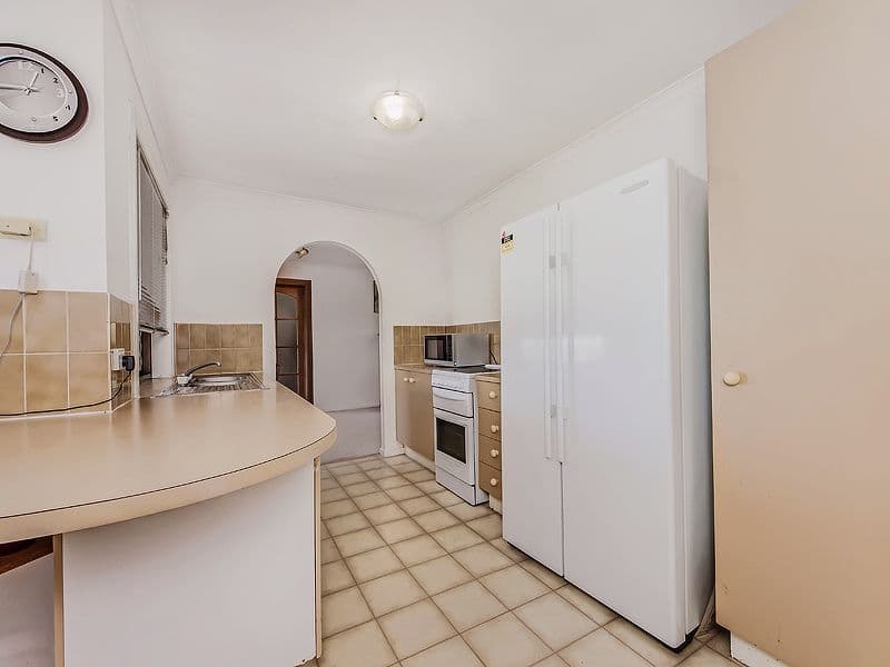 93 Sumners Road, JAMBOREE HEIGHTS QLD 4074, Jamboree Heights - Thumbnail 3