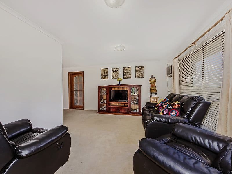 93 Sumners Road, JAMBOREE HEIGHTS QLD 4074, Jamboree Heights - Thumbnail 4