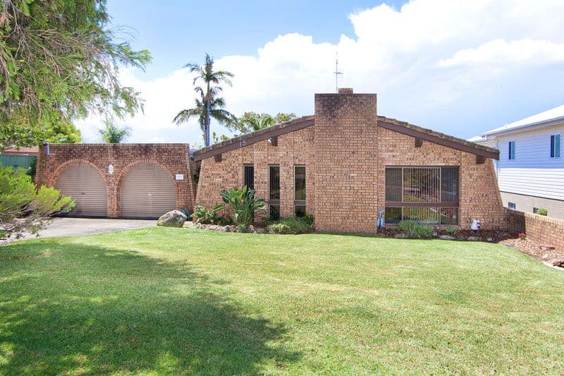 15 Curzon Avenue, BATEAU BAY NSW 2261, Bateau Bay - Image 1