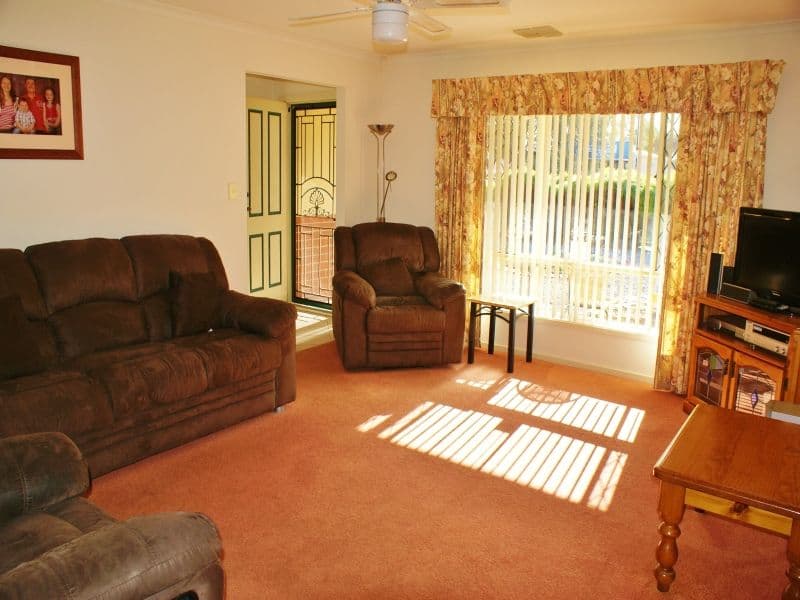 182 Adelaide Road, MURRAY BRIDGE SA 5253, Murray Bridge - Thumbnail 2
