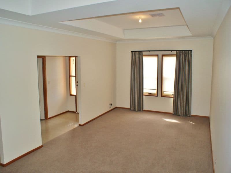 19 Jendarra Court, MURRAY BRIDGE SA 5253, Murray Bridge - Thumbnail 2