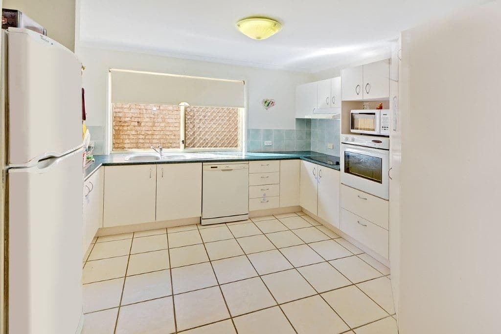 12 Kilbride Court, CALOUNDRA WEST QLD 4551, Caloundra West - Thumbnail 2