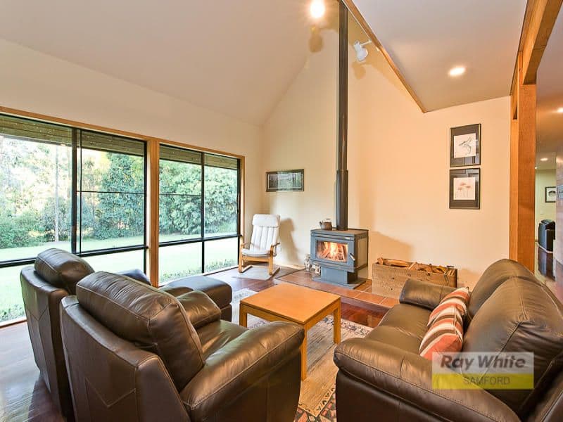 14 Narrien Court, SAMFORD VILLAGE QLD 4520, Samford Village - Thumbnail 3