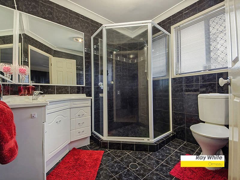 37 Conebush Circuit, ORMEAU QLD 4208, Ormeau - Thumbnail 8
