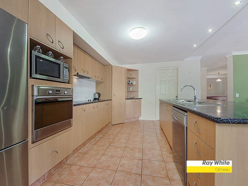 37 Conebush Circuit, ORMEAU QLD 4208, Ormeau - Thumbnail 2