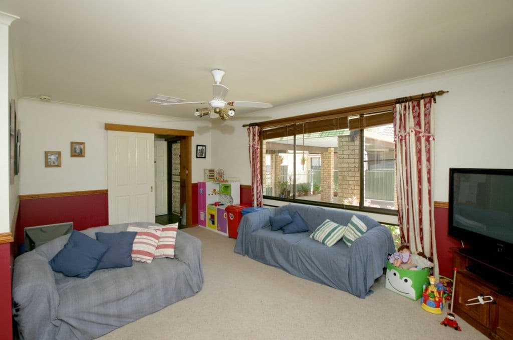 66 Adjin Street, MOUNT AUSTIN NSW 2650, Mount Austin - Thumbnail 2