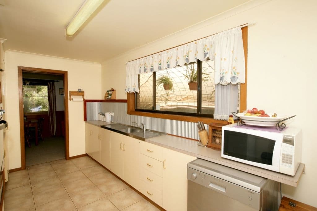 66 Adjin Street, MOUNT AUSTIN NSW 2650, Mount Austin - Thumbnail 5