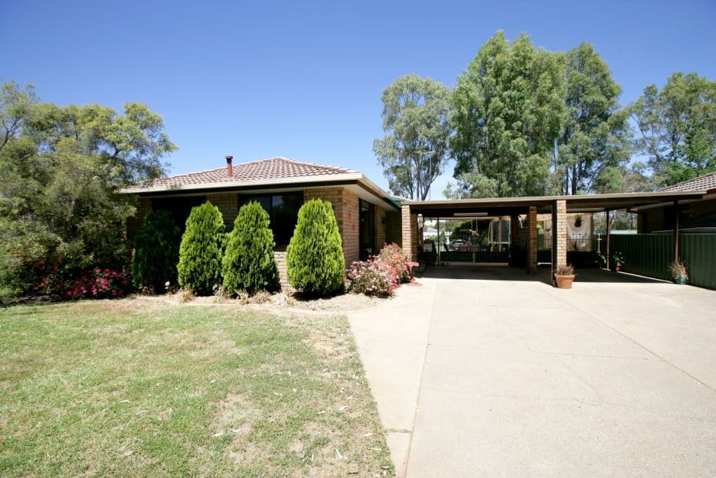 66 Adjin Street, MOUNT AUSTIN NSW 2650, Mount Austin - Image 1