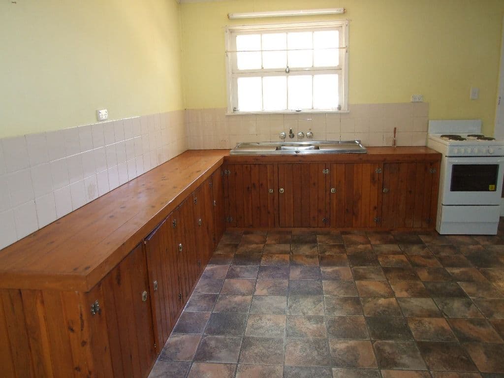 131 Wren Street, LONGREACH QLD 4730, Longreach - Thumbnail 5