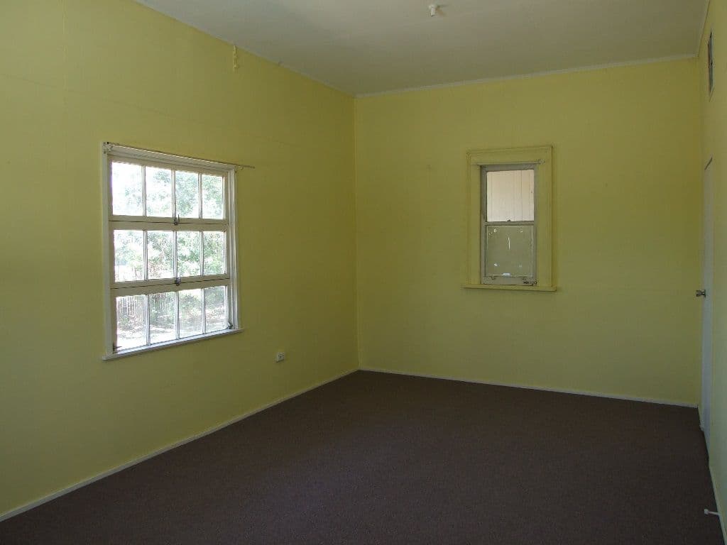 131 Wren Street, LONGREACH QLD 4730, Longreach - Thumbnail 6
