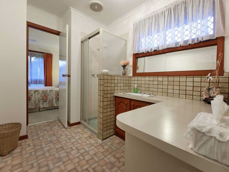 18 Inglenook Crescent, FRANKSTON VIC 3199, Frankston - Thumbnail 5