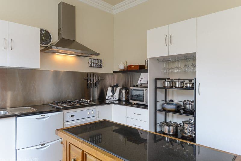 8 Duke Street, SANDY BAY TAS 7005, Sandy Bay - Thumbnail 3