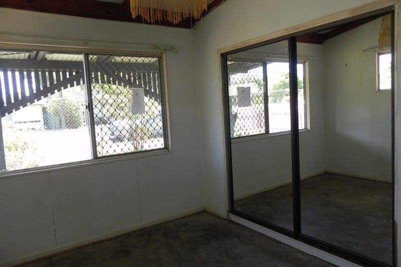 12 Edward, PITTSWORTH QLD 4356, Pittsworth - Thumbnail 7
