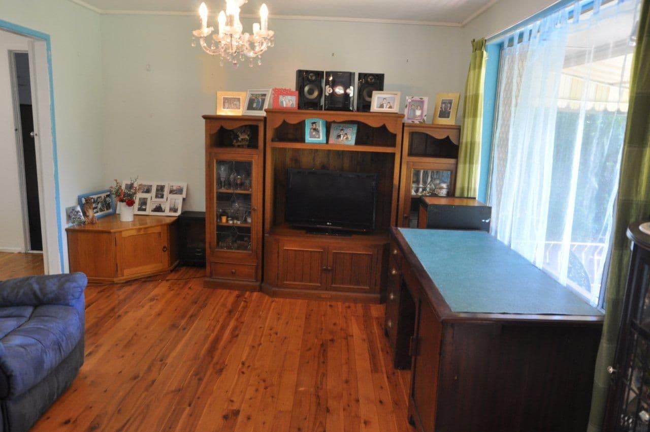 27 Challenor Street, ROCKVILLE QLD 4350, Rockville - Thumbnail 2