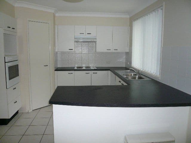 43 Gardenia Crescent, BOMADERRY NSW 2541, Bomaderry - Thumbnail 2