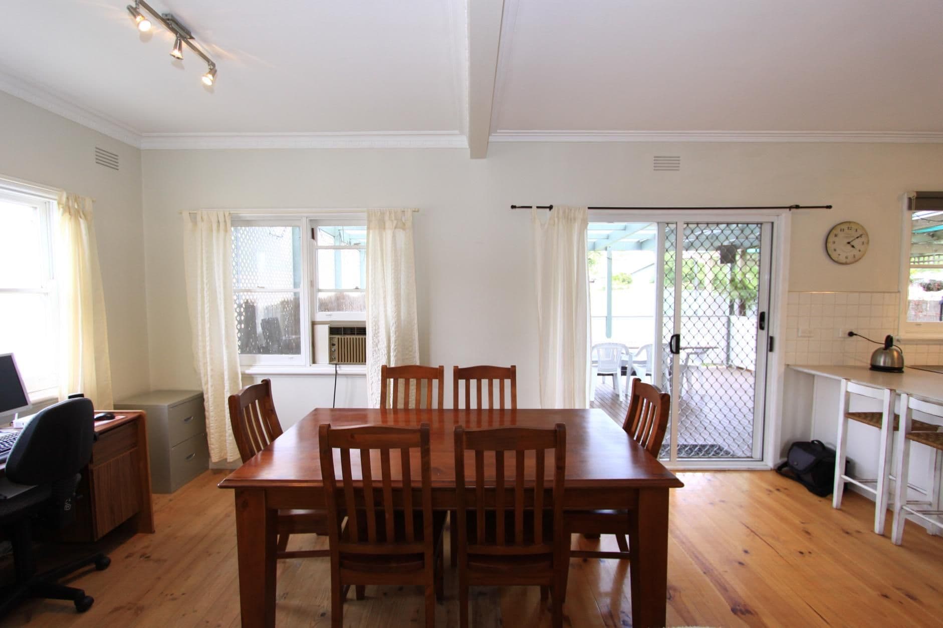 34 Clarence Avenue, KENNINGTON VIC 3550, Kennington - Thumbnail 3