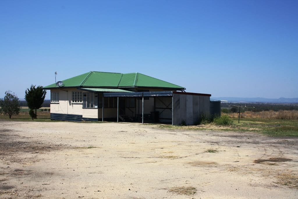 87 Deveneys Road, YANGAN QLD 4371, Yangan - Thumbnail 5