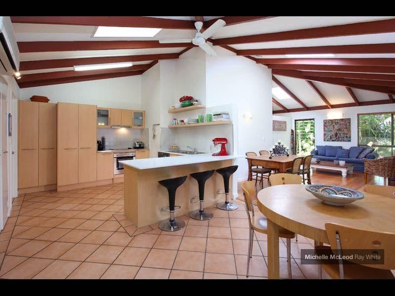 65 Chapel Hill Road, CHAPEL HILL QLD 4069, Chapel Hill - Thumbnail 3