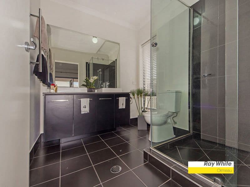 37 Daylesford Circuit, ORMEAU QLD 4208, Ormeau - Thumbnail 6