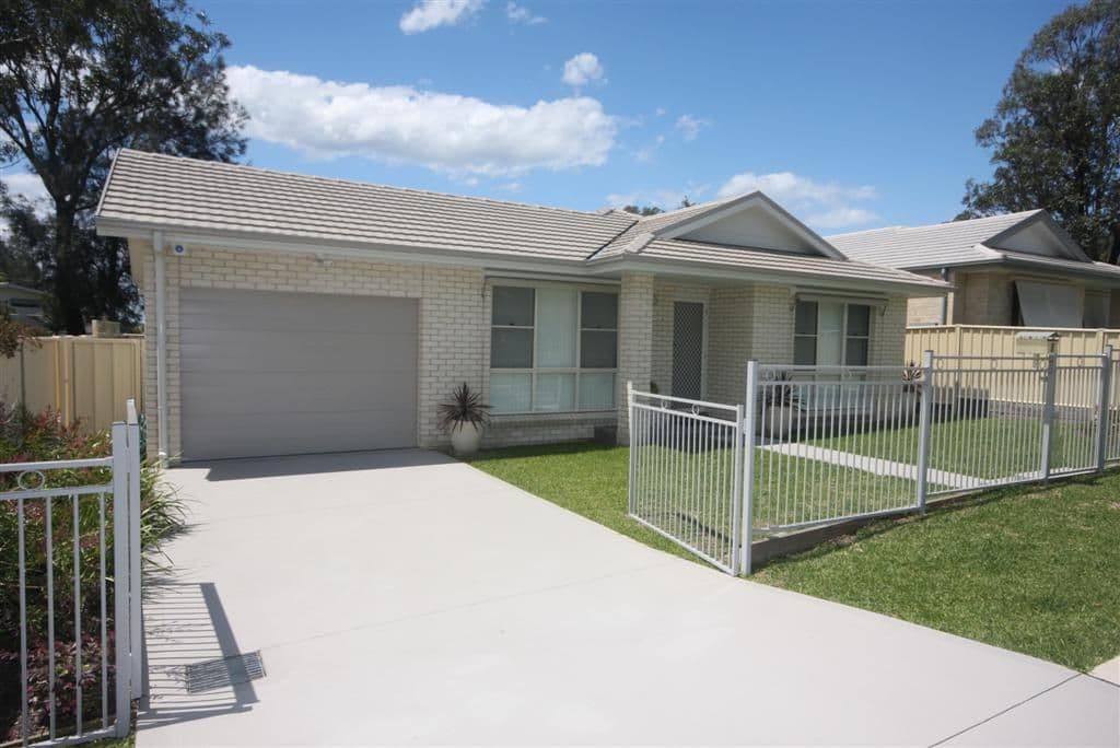 7 Regent Street, BONNELLS BAY NSW 2264, Bonnells Bay - Image 1