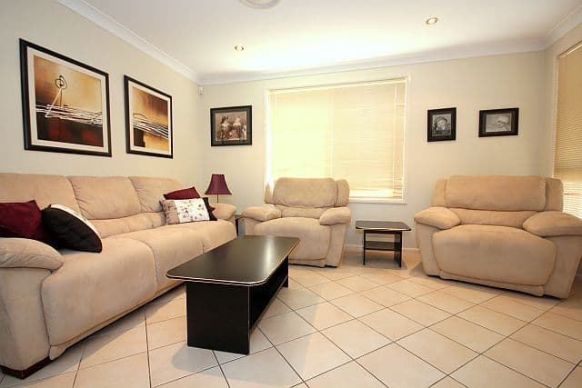 64 Larien Crescent, BIRRONG NSW 2143, Birrong - Thumbnail 2