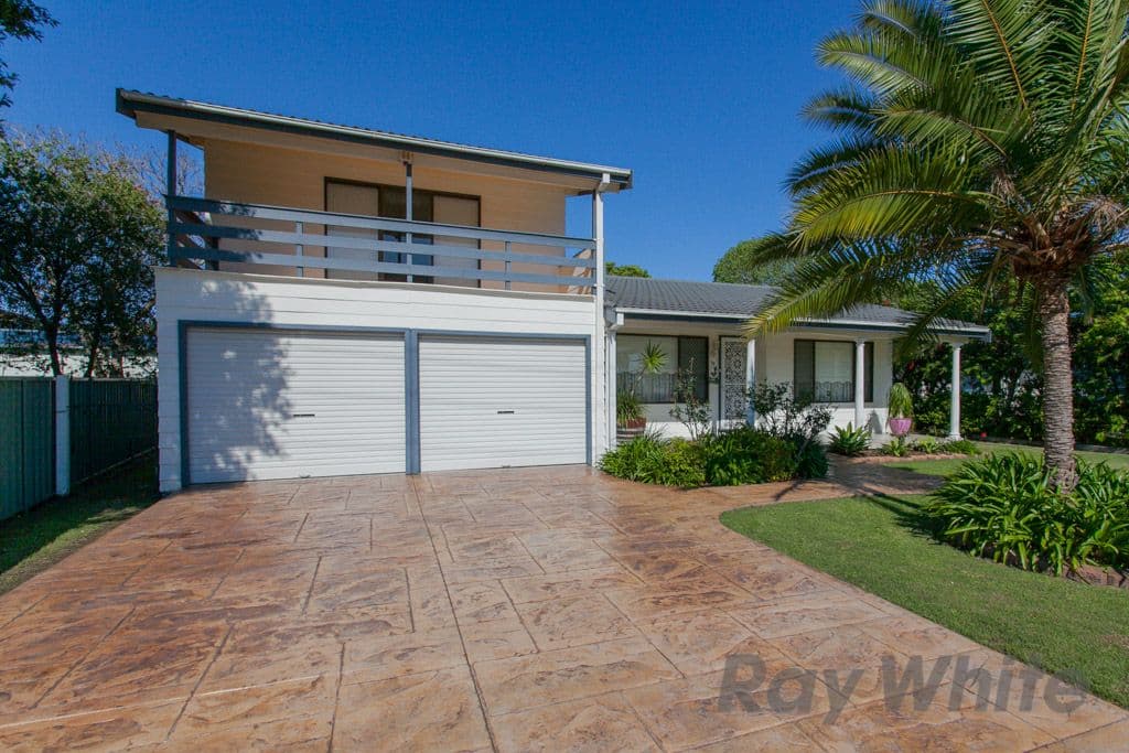 18 Jones Avenue, WARNERS BAY NSW 2282, Warners Bay - Image 1