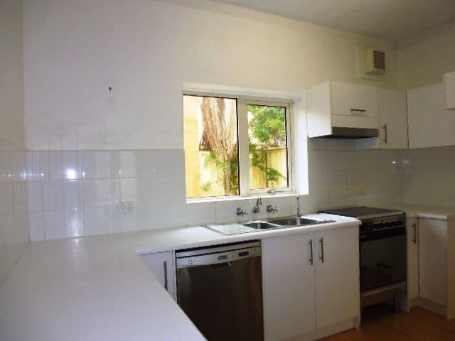 8/53 North Esplanade, GLENELG NORTH SA 5045, Glenelg North - Thumbnail 3