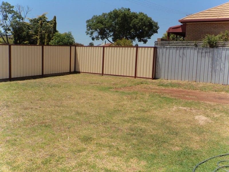 1/2  Garfield Avenue, GOULBURN NSW 2580, Goulburn - Thumbnail 2