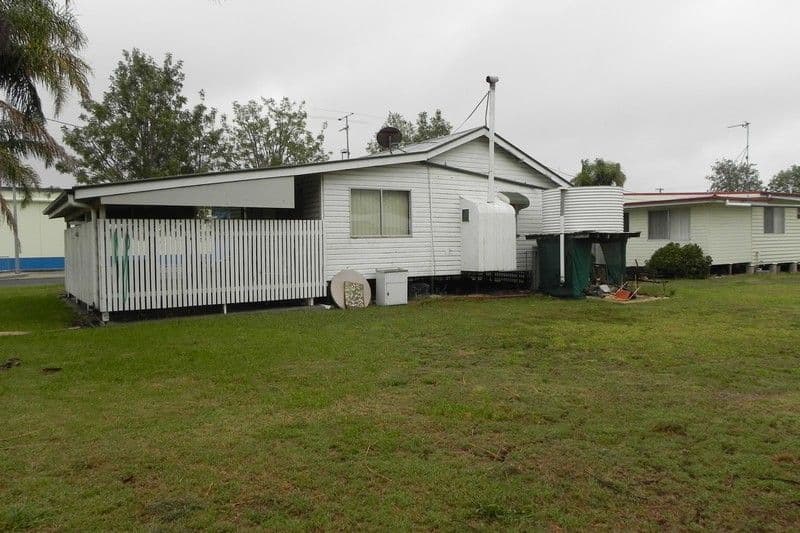 28 Evans, PITTSWORTH QLD 4356, Pittsworth - Thumbnail 2