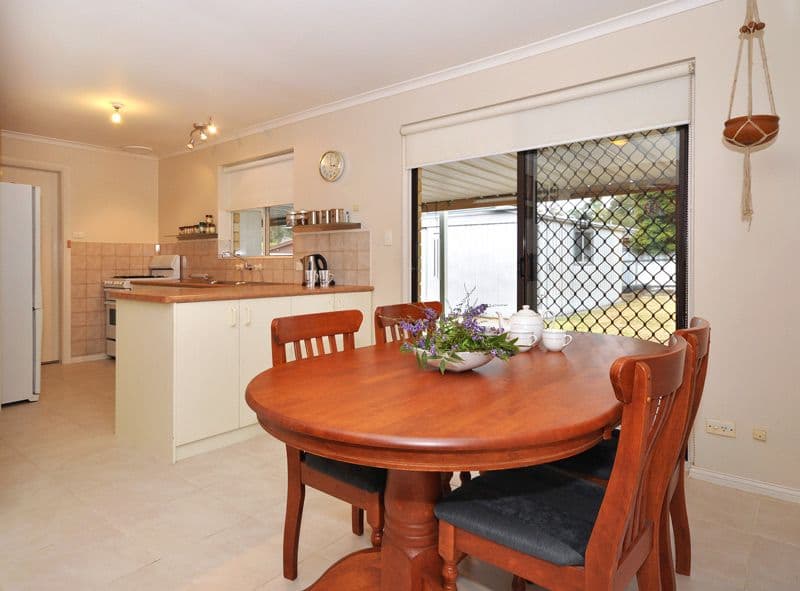 8 Reid Avenue, ABERFOYLE PARK SA 5159, Aberfoyle Park - Thumbnail 5