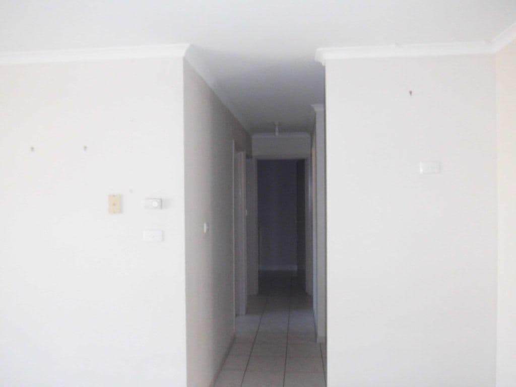 7-9/17 CHARLTON Crescent, GORDON ACT 2906, Gordon - Thumbnail 2