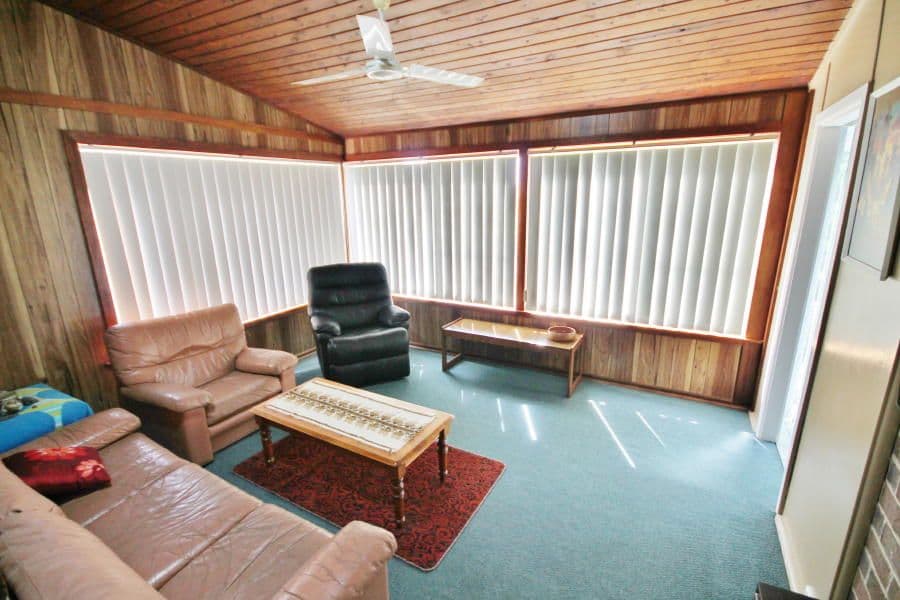 42 Yass Street, YOUNG NSW 2594, Young - Thumbnail 4