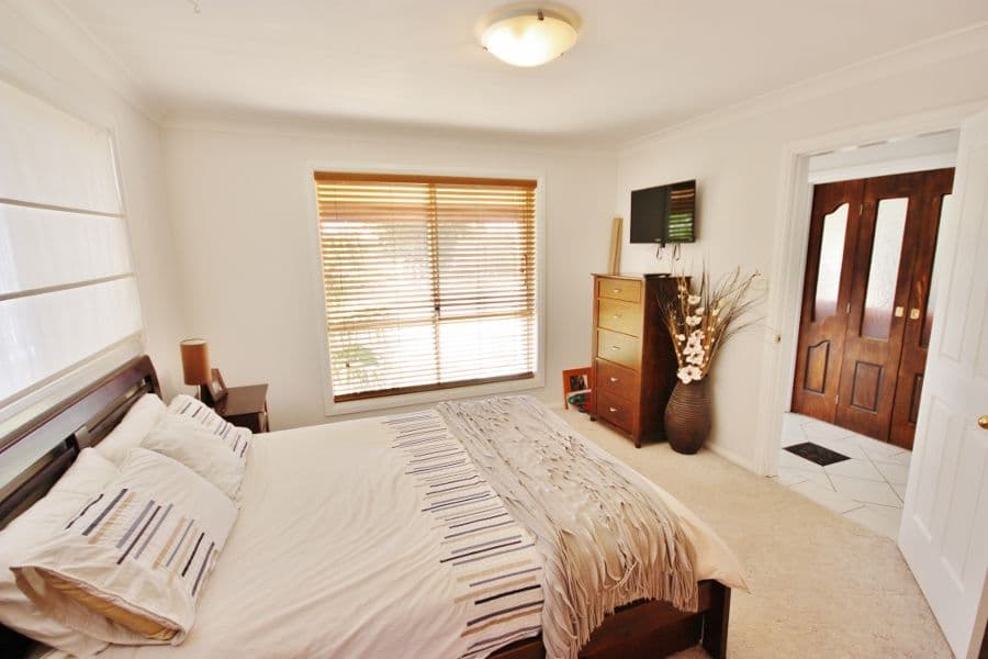 17 Petticoat Lane, YOUNG NSW 2594, Young - Thumbnail 8