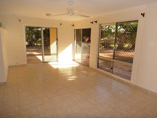 8 Kybra Court, KARAMA NT 0812, Karama - Thumbnail 3