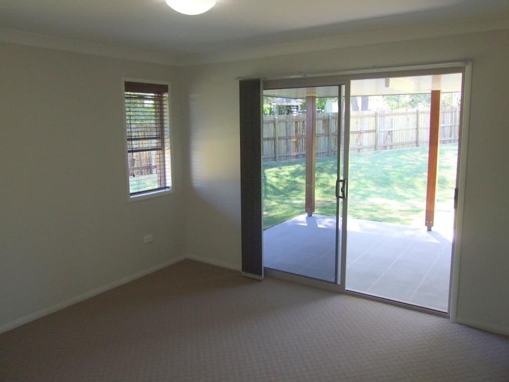 22 Samuel Avenue, CROWS NEST QLD 4355, Crows Nest - Thumbnail 6