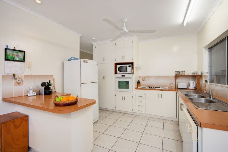 14 Cambrian Avenue, SMITHFIELD QLD 4878, Smithfield - Thumbnail 3