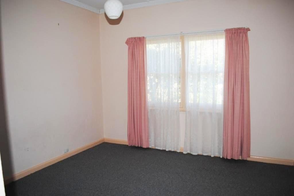 31 Congou Street, COOTAMUNDRA NSW 2590, Cootamundra - Thumbnail 5