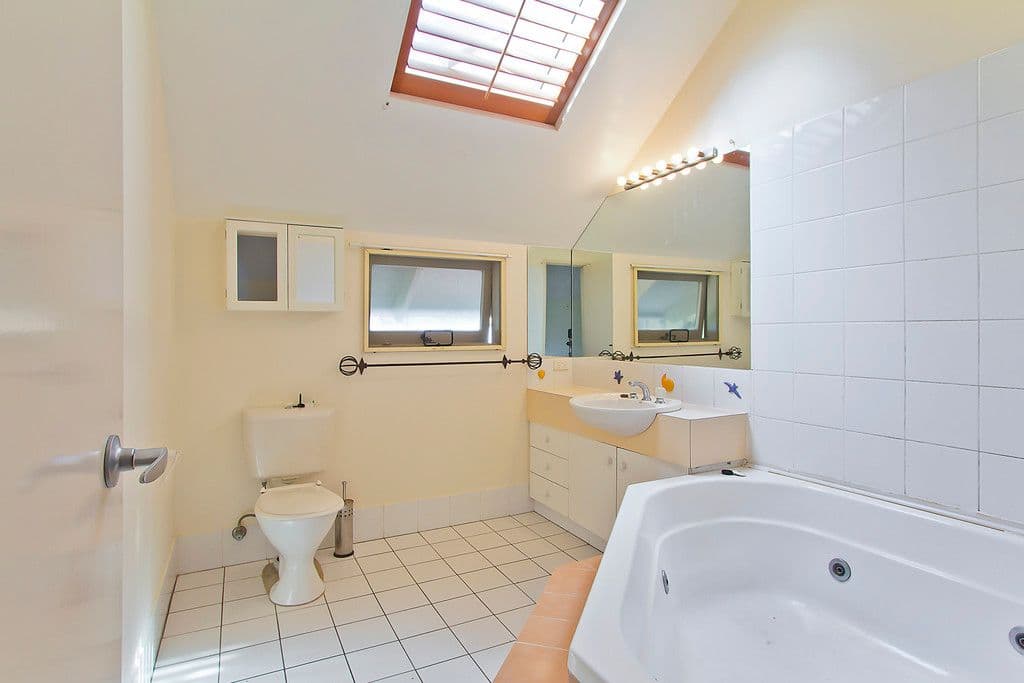 6 Wildwood Court, SURFERS PARADISE QLD 4217, Surfers Paradise - Thumbnail 8