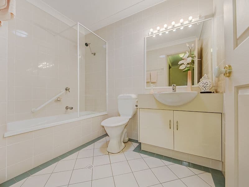 3 Bronberg Court, SOUTHPORT QLD 4215, Southport - Thumbnail 7