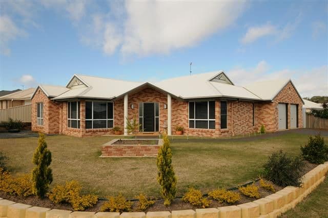 4 Ace Drive, GLENVALE QLD 4350, Glenvale - Image 1