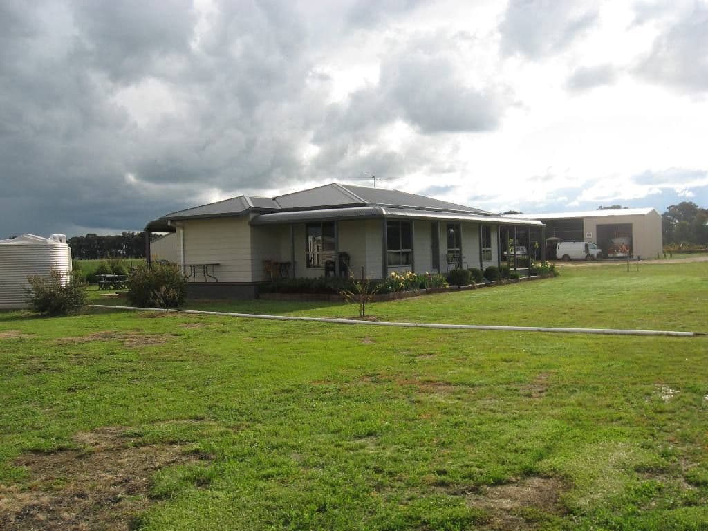 7375 "Glenview" Burley Griffin Way, TEMORA NSW 2666, Temora - Thumbnail 2