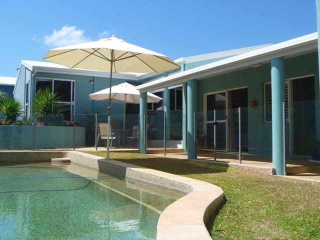8 Russell Avenue, SLADE POINT QLD 4740, Slade Point - Image 1
