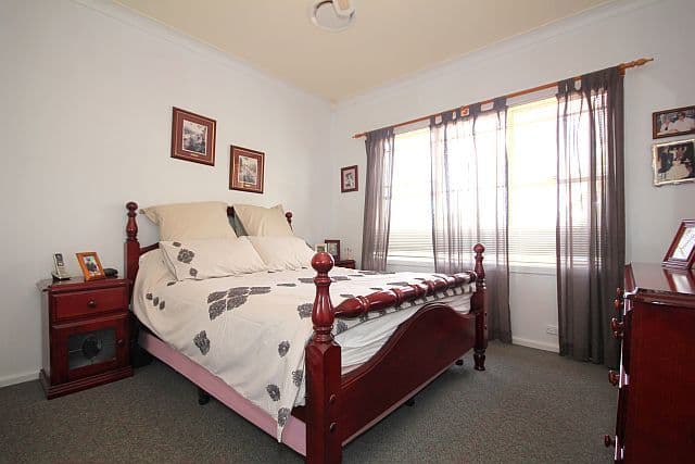 10 Faith Court, GEORGES HALL NSW 2198, Georges Hall - Thumbnail 6