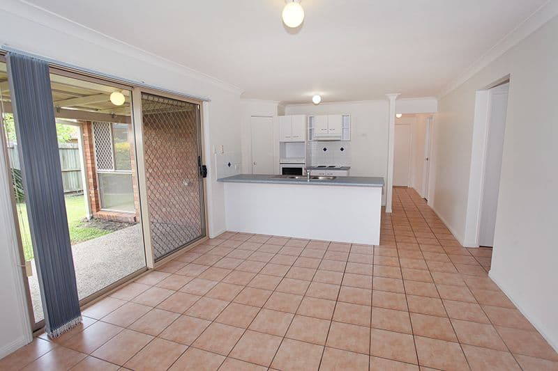 7 Bronte Court, SIPPY DOWNS QLD 4556, Sippy Downs - Thumbnail 5