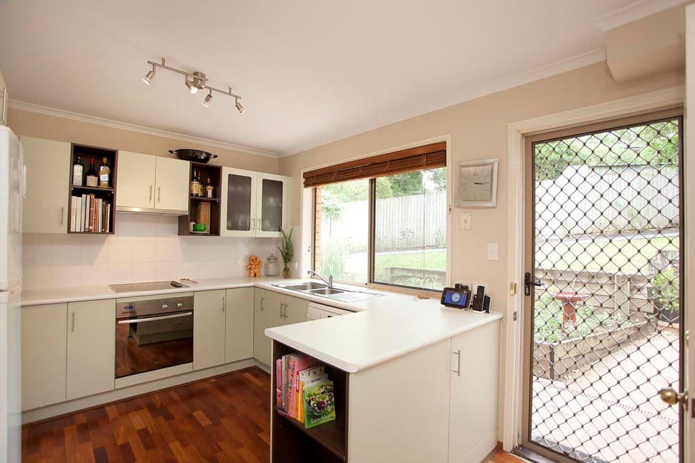 15 Kaloma Road, THE GAP QLD 4061, The Gap - Thumbnail 3