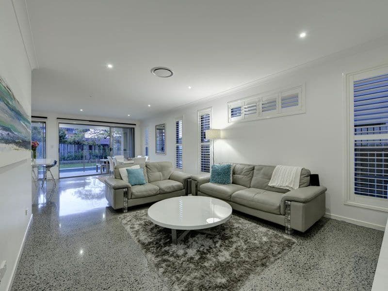 15 Windemere Avenue, MORNINGSIDE QLD 4170, Morningside - Thumbnail 4