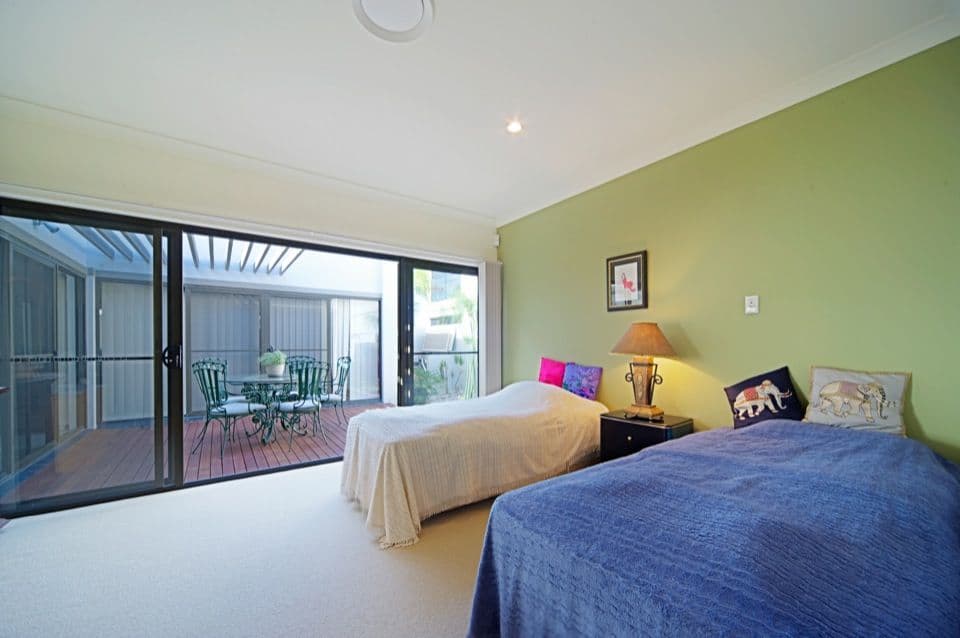 2554 Belmont Court, HOPE ISLAND QLD 4212, Hope Island - Thumbnail 6